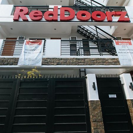 Reddoorz At Dbuilders Rooms Bangkal Makati Makati City Exterior foto