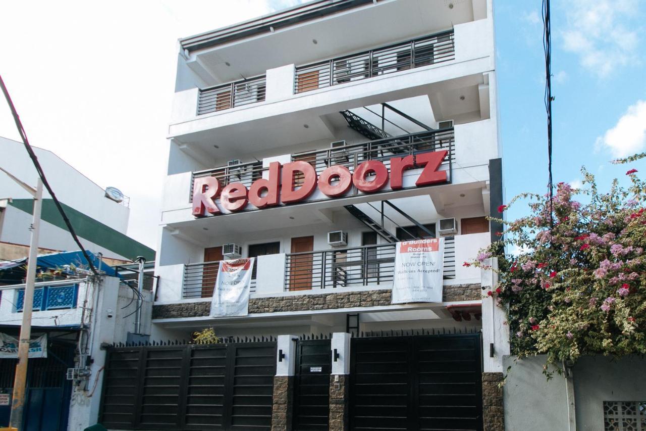 Hotel Reddoorz @ Dbuilders Bangkal Makati Manila Exterior foto