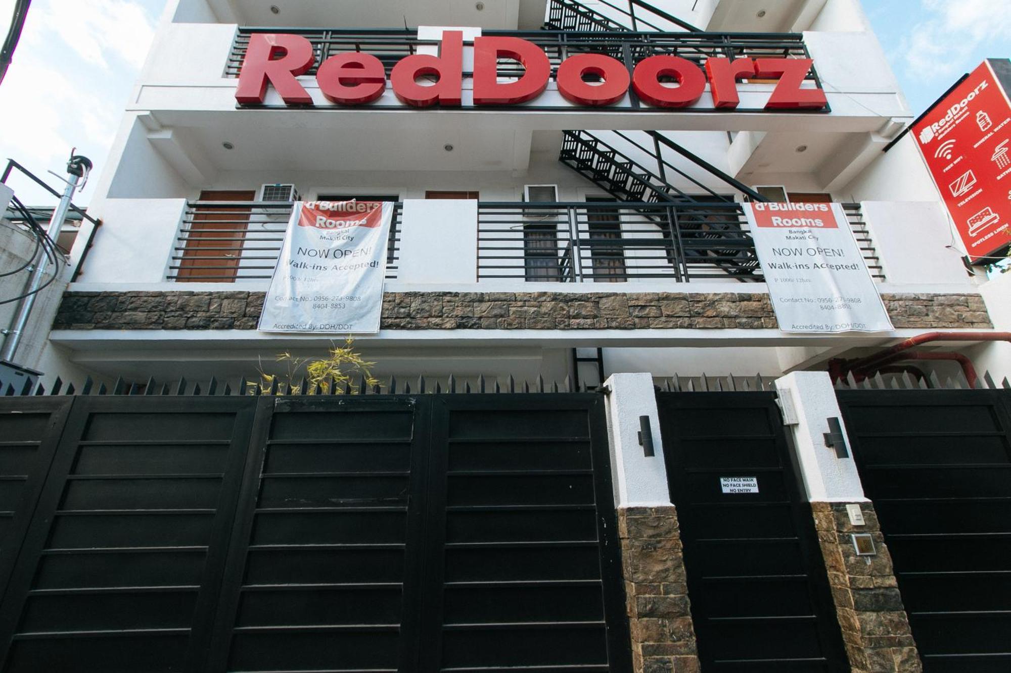 Reddoorz At Dbuilders Rooms Bangkal Makati Makati City Exterior foto